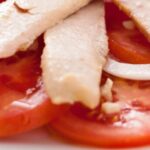 Tomate rosa con ventresca y piparra de Ibarra